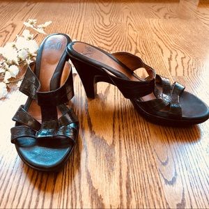 Sofft | Black Slip On Heels Size 9